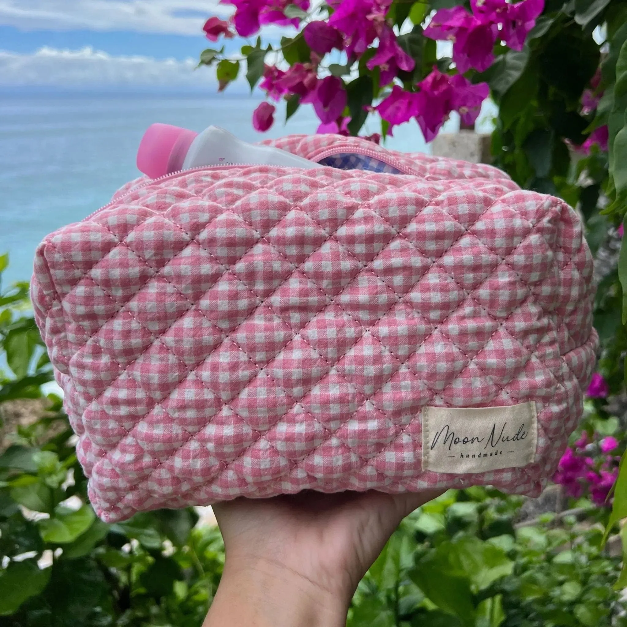 Flamingo Large Makeup Bag - Image 4